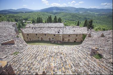 Castello Montegevio, Siena, Tuscany