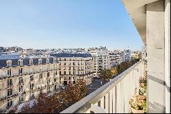 Avenue George V - Ideal pied-à-terre 3 bedroom open view