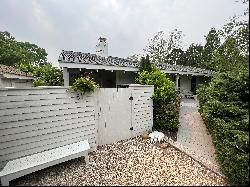 Amagansett Dunes 3 Bedroom Off Season/Holiday or June Rental