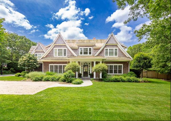 Perfection in East Hampton with Pool and Spa