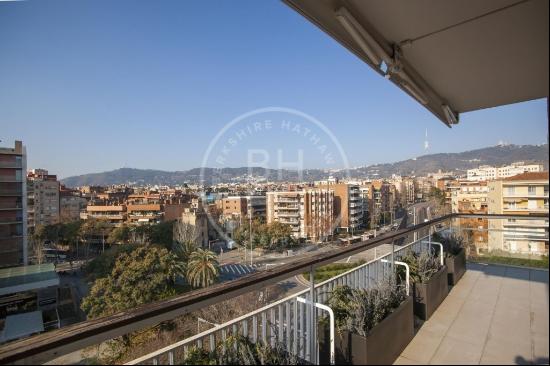 RENOVATED PENTHOUSE IN TURO PARC, Barcelona 08021