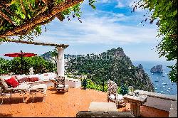 Villa del Solaro - beautiful villa in Capri overlooking the Faraglioni