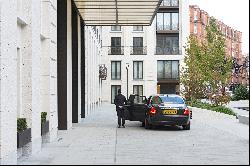 Residence 14, 8 Whistler Square, Chelsea Barracks, Belgravia, London, SW1W 8BW