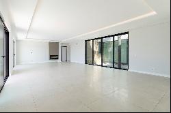 Detached house, 4 bedrooms, for Sale