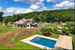 Villa Serena - Beautiful property surrounded by greenery