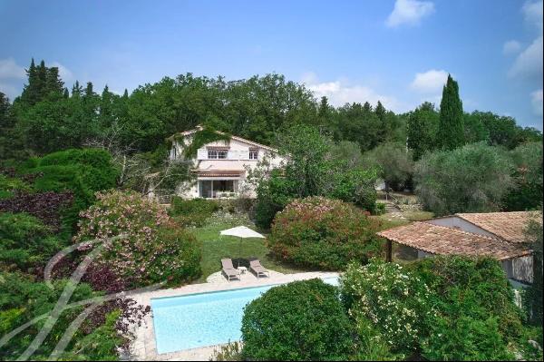 ATTRACTIVE POTENTIAL - SOUGH AFTER DOMAIN CLOSE TO VALBONNE