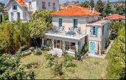 Luxurious Art-Deco style villa near Cannes, in Le Cannet.