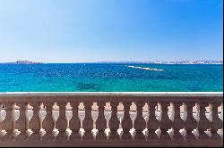 Marseille 7th, Corniche Kennedy - Villa first line sea view