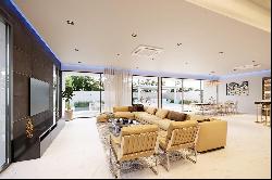 Ultra Modern Luxury Pool Villa on Pratumnak Hill