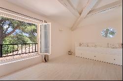 RARE PROPERTY AND TOP NEIGHBORHOOD IN VENTABREN (AIX WEST 15 MIN)