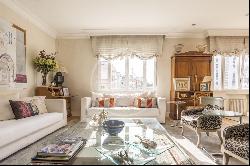 230 sqm luxury flat for sale in Hispanoamérica, Madrid, Madrid 28016