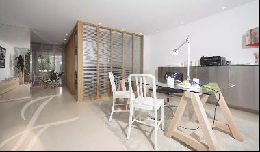 Office 100 metres from Place des Lices