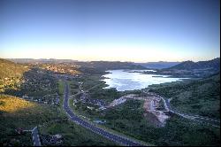 Expansive Lake and Deer Valley Views Just Minutes to Park City Skiing