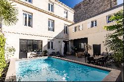 PARC BORDELAIS AREA - STONE MANSION 320 m2 - 6 BEDROOMS - POOL - PARKING