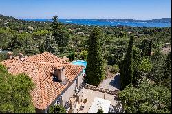 Magnificent property on a plot of more than one hectare with sea view.