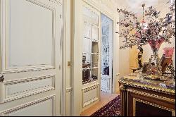 3-room apartment - Paris 16th - Victor Hugo