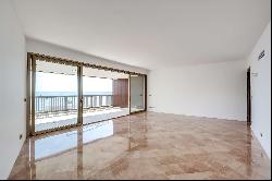 Le Mirabeau, Superb 3 room flat to rent in the heart of the Carré d'Or.