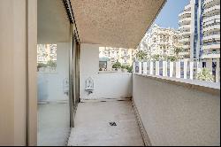 Le Mirabeau, Superb 3 room flat to rent in the heart of the Carré d'Or.