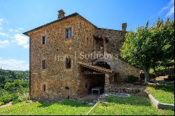 Elegant country house with pool in Civitella Val di Chiana