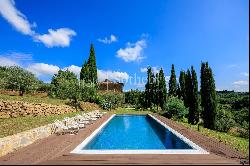 Elegant country house with pool in Civitella Val di Chiana