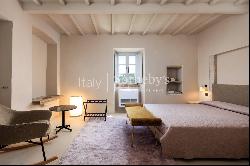 Elegant country house with pool in Civitella Val di Chiana