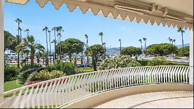 Cannes Croisette magnificent  170 sqm apartment sea and harbour view