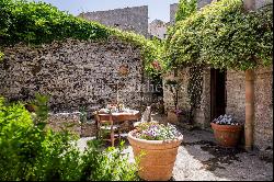 Independent house in the historic center of Erice