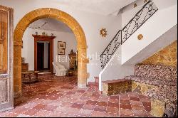 Independent house in the historic center of Erice