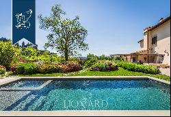 Prestigious estate with a pool in Florence