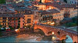 Verona, 37100, Italy