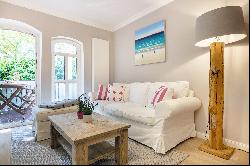 Vacation Apartment Beach Hus - A Homely Sylt Oasis in the Heart of Westerland