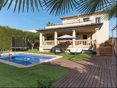 Villa for sale in Baleares, Mallorca, Palma de Mallorca, Son Pui, Palma de Mallorca 07011