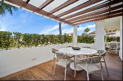 Apartment for sale in Málaga, Marbella, Monte Paraiso, Marbella 29602