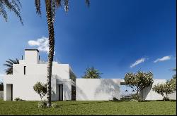Villa for sale in Málaga, Marbella, Cascada de Camoján, Marbella 29602