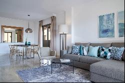 Select apartment in a prestigious gated complex with fabulous vi, Benahavis 29679