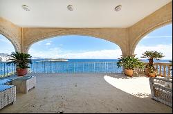 Villa for sale in Baleares, Mallorca, Calvià, Cala Vinyes, Calvià 07181