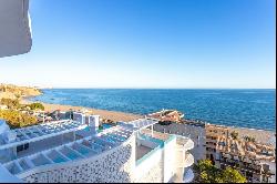 Brand-new penthouse apartment situated next to the sea, Benalmádena 29630