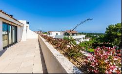 Duplex for sale in Cádiz, San Roque, Sotogrande, San Roque 11360