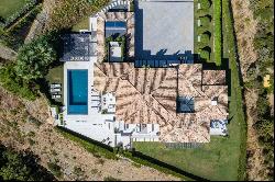 Villa for sale in Málaga, Benahavís, El Madroñal, Benahavís 29678