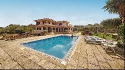 Charming villa with pool for sale, S'Aranjassa, near Palma de Ma, Palma de Mallorca 07199