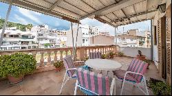 Townhouse to renovate with view of Bellver Castle for sale in Pa, Palma de Mallorca 07014