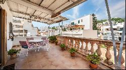 Townhouse to renovate with view of Bellver Castle for sale in Pa, Palma de Mallorca 07014