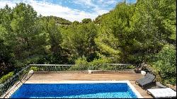 Modern villa for sale in Costa de la Calma, Mallorca, Calvià 07184