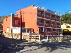 Complex of apartments for sale in Peguera, Majorca., Calvià 07184