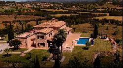 Impressive country house for sale in Cala Mandia, Manacor, Mallo, Manacor 07500