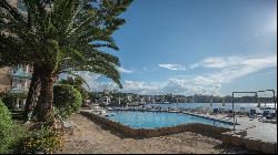 Front line apartment with sea access for sale in Cas Catala, Mal, Calvia 07181