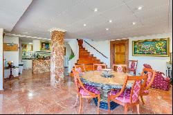 Impressive villa for sale in Cala Blava in Majorca, Llucmajor 07620