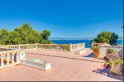 Impressive villa for sale in Cala Blava in Majorca, Llucmajor 07620