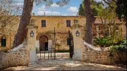 Country Hotel for sale in Baleares, Mallorca, Campanet, Campanet 07310