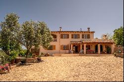 Finca for sale with panoramic views over the bay of Alcudia and , Arta 07570